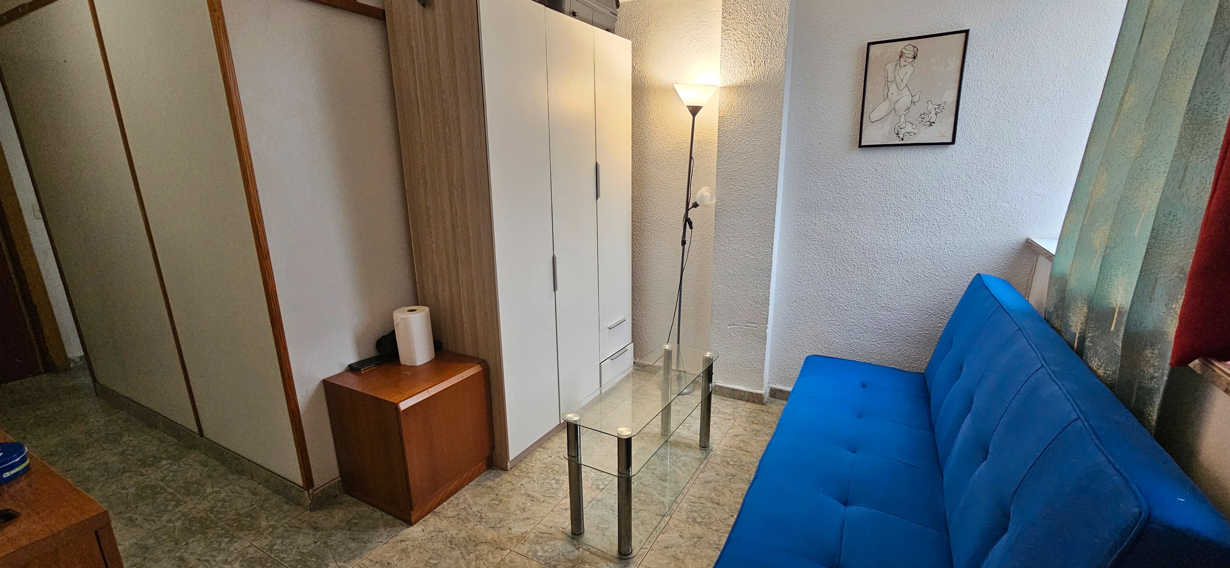 Dormitori de Apartament en venda en Benidorm