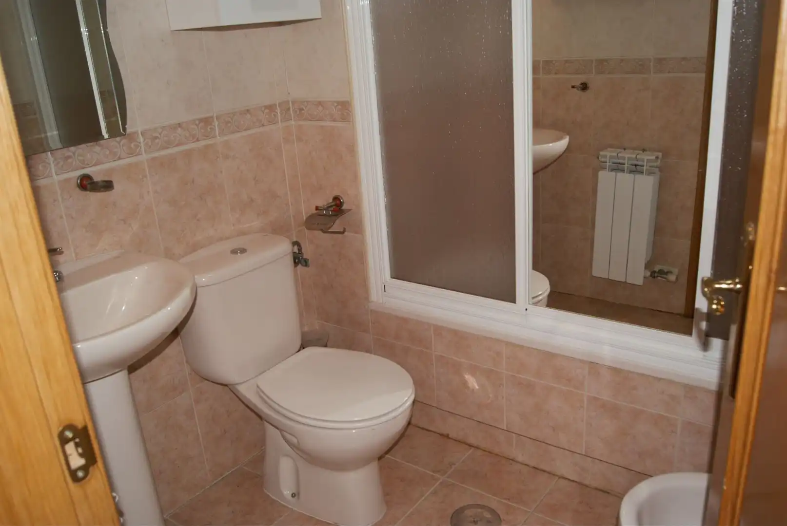 Baño de Piso de alquiler en Ávila con Calefacción y Amueblado