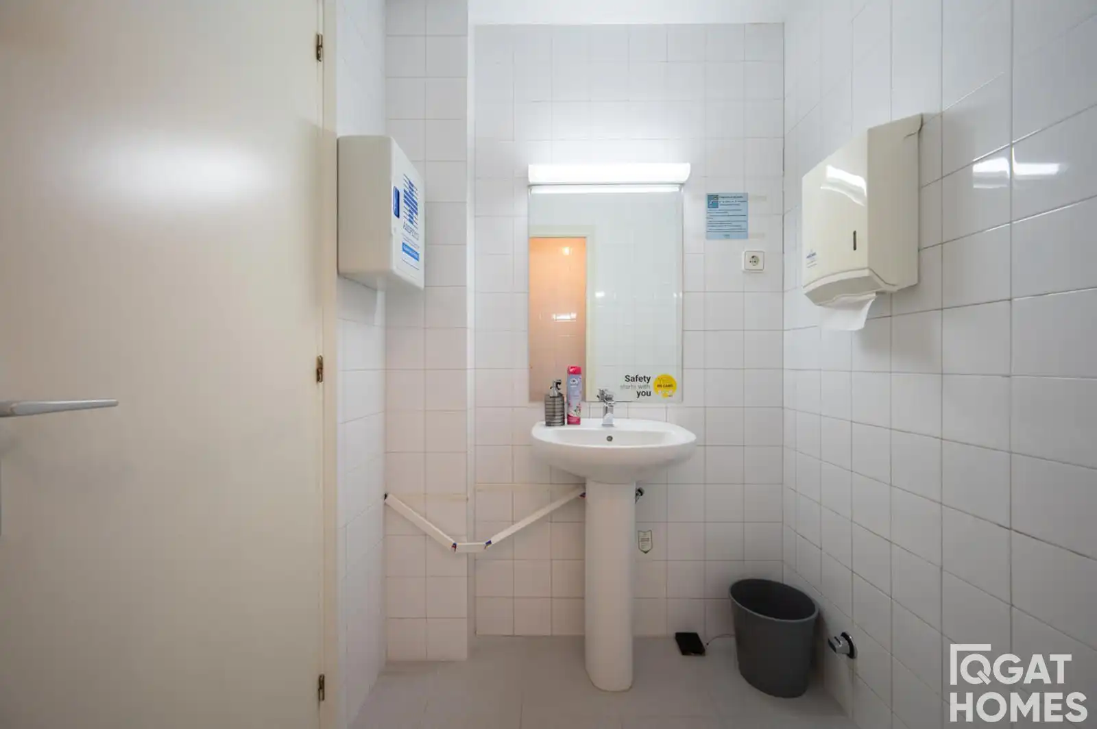 Bathroom of Houses for sale in Sant Cugat del Vallès  with Air Conditioner, Heating and Alarm