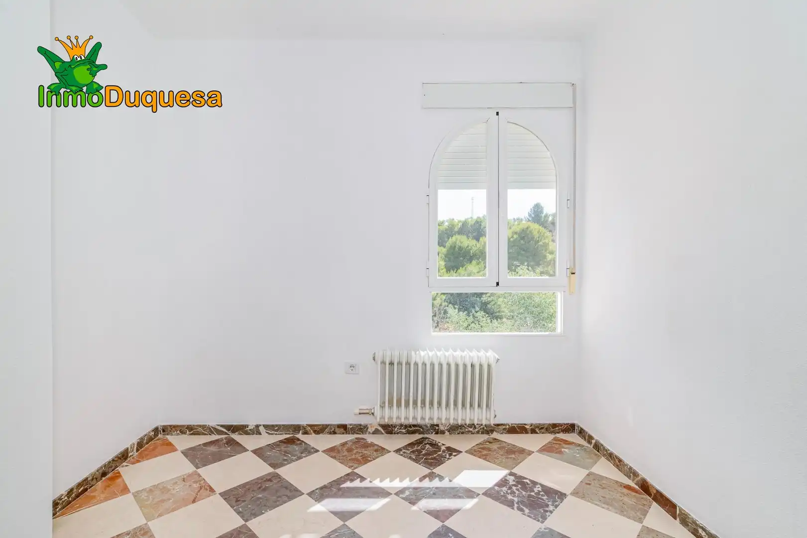 Habitación de Casa adosada en venta en Gójar con Calefacción y Terraza