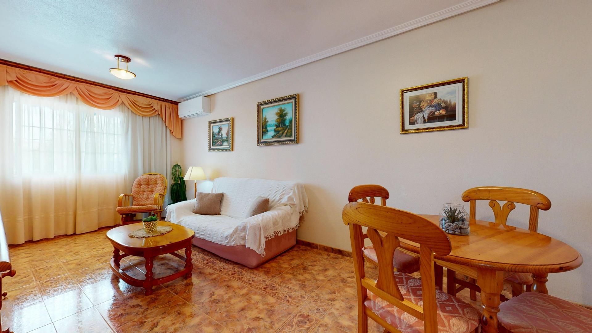 Sala d'estar de Apartament en venda en Los Alcázares amb Aire condicionat, Terrassa i Balcó