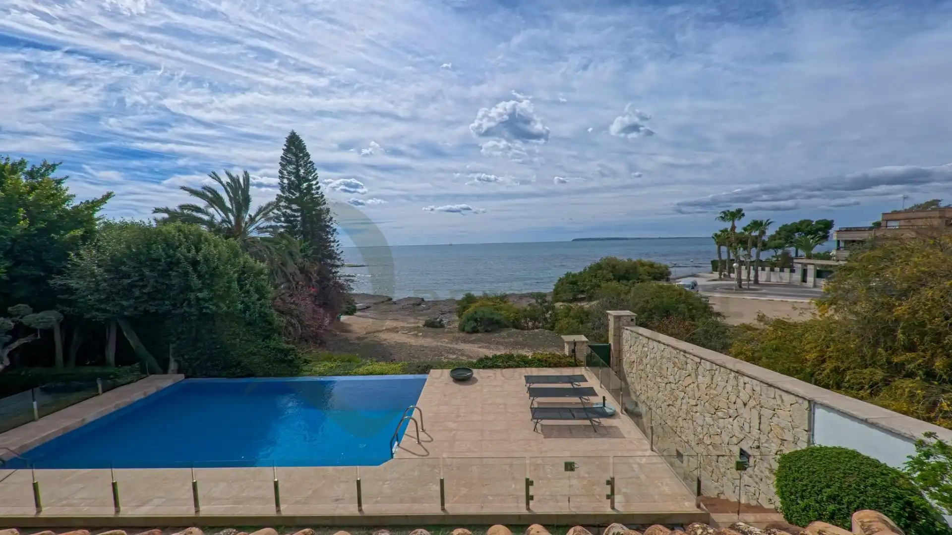 Piscina de Casa o xalet en venda en Alicante / Alacant amb Calefacció, Jardí privat i Terrassa