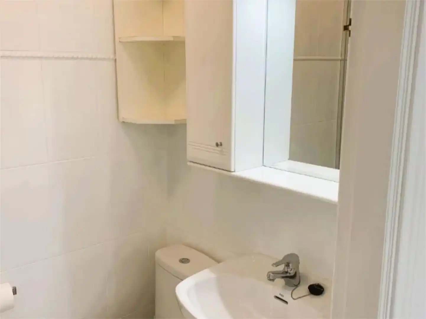 Badezimmer von Einfamilien-Reihenhaus zur Miete in  Granada Capital mit Klimaanlage und Balkon