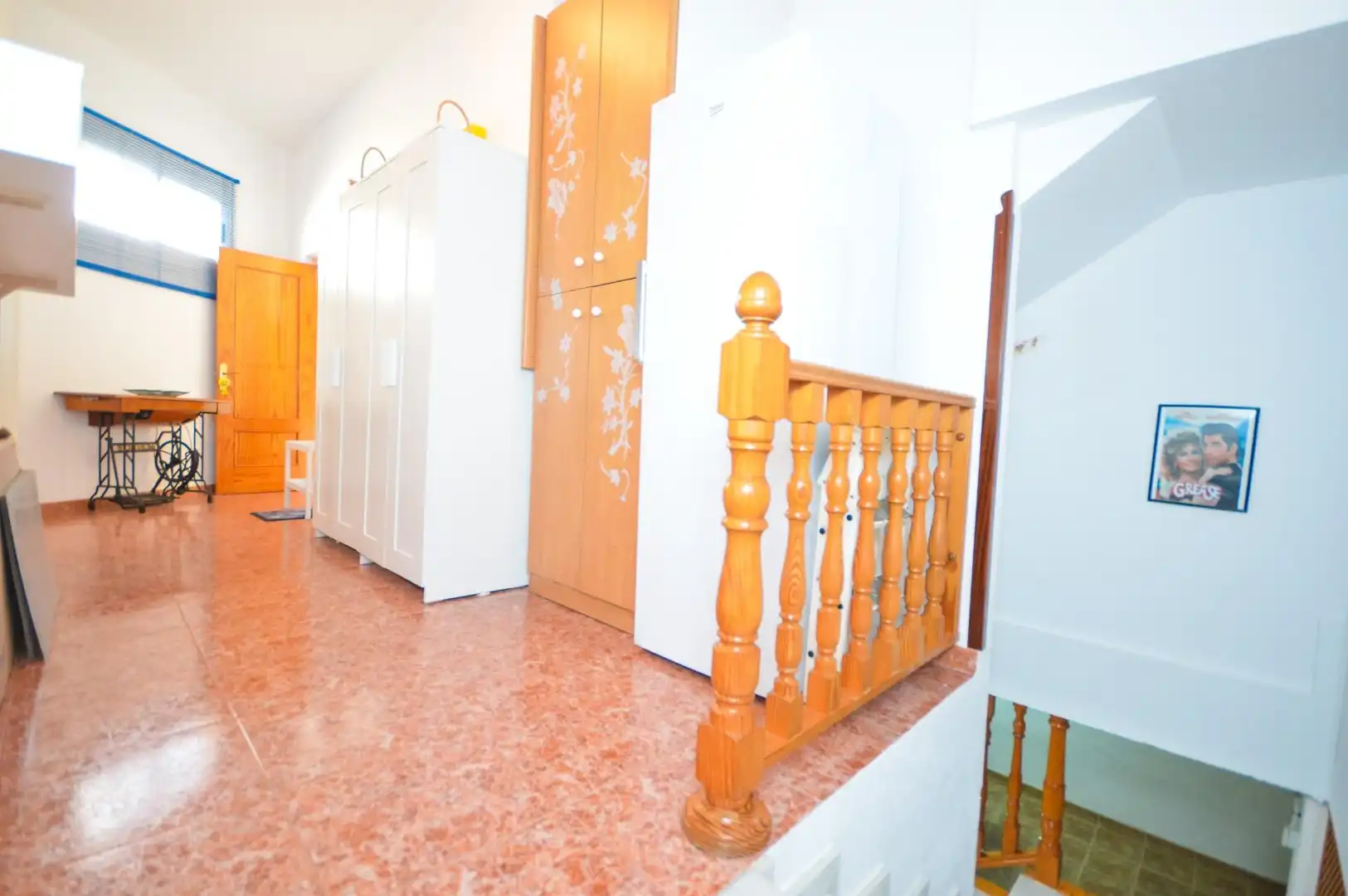 Einfamilien-Reihenhaus zum Verkauf in Almería mit Klimaanlage und Abstellraum
