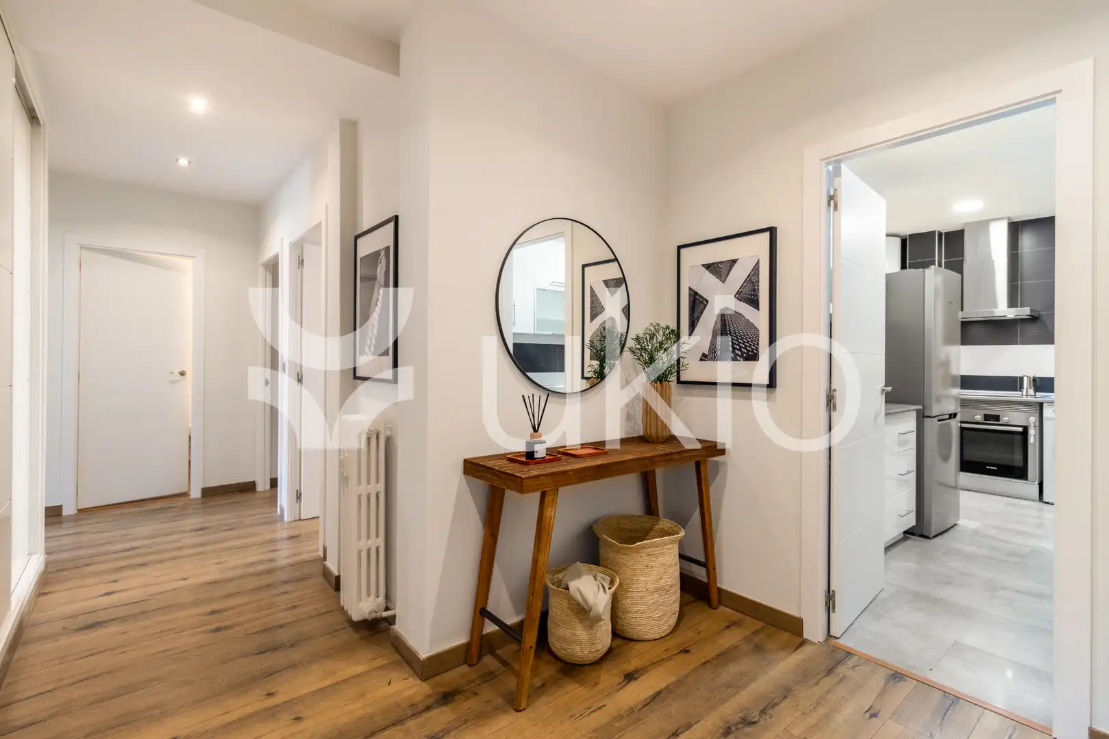 Apartamento con ascensor en alquiler en Avenida de Concha Espina, imagen 2