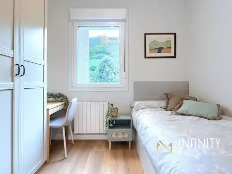 Habitación de Piso de alquiler en Bilbao  con Calefacción y Terraza