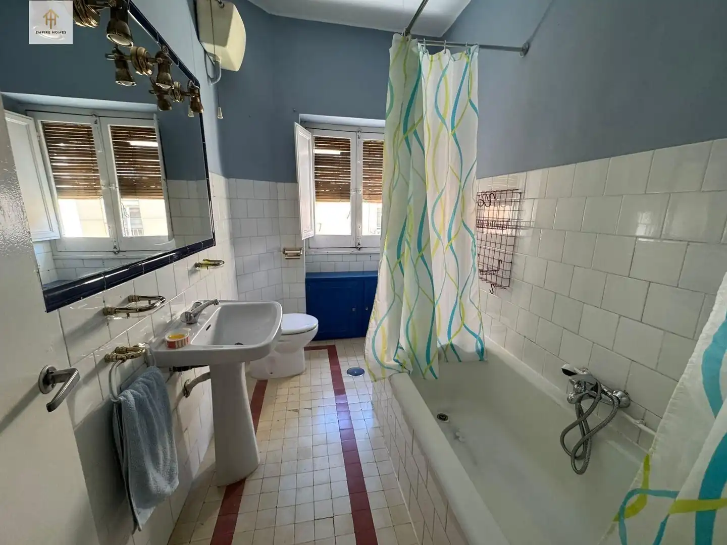 Bany de Pis en venda en Cáceres amb Terrassa