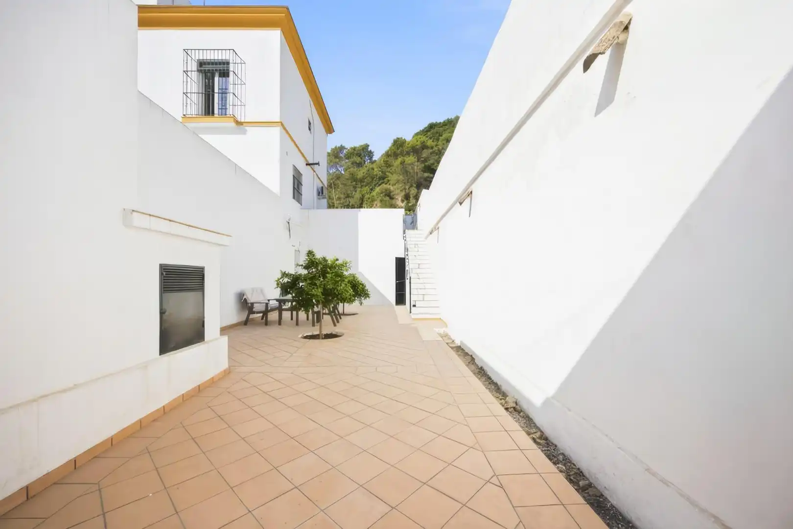 Außenansicht von Haus oder Chalet zum Verkauf in Vejer de la Frontera mit Privatgarten, Terrasse und Möbliert