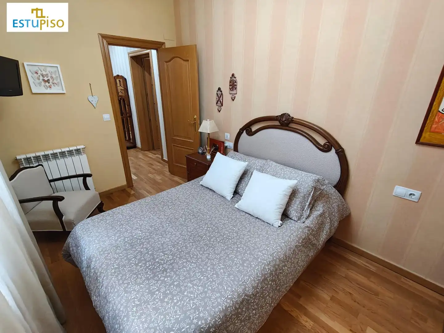 Habitación de Piso de alquiler en León Capital  con Calefacción y Amueblado