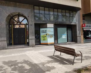 Vista exterior de Local de lloguer en  Lleida Capital amb Aire condicionat