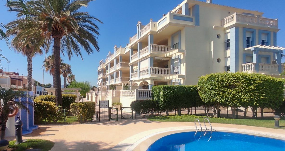 Vista exterior de Apartamento en venta en Dénia con Aire acondicionado, Calefacción y Jardín privado