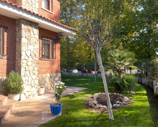 Garden of House or chalet for sale in Aranjuez  with Air Conditioner, Heating and Private garden