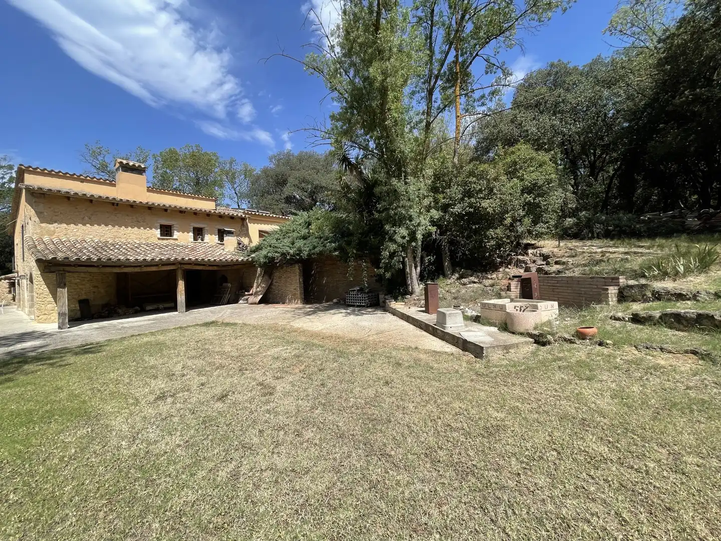 Jardín de Finca rústica en venta en Cornellà del Terri con Trastero y Piscina