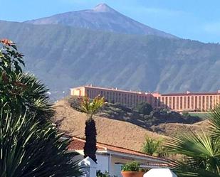 Vista exterior de Estudi en venda en Puerto de la Cruz amb Terrassa