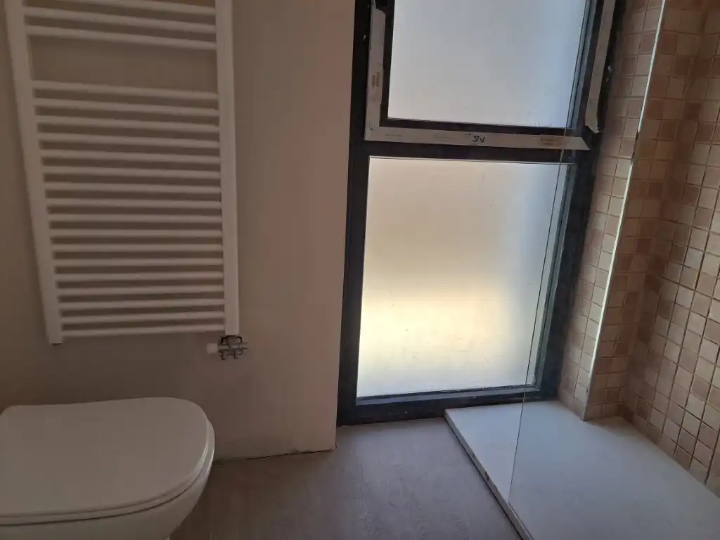 Baño de Apartamento de alquiler en Puigcerdà con Calefacción, Parquet y Horno