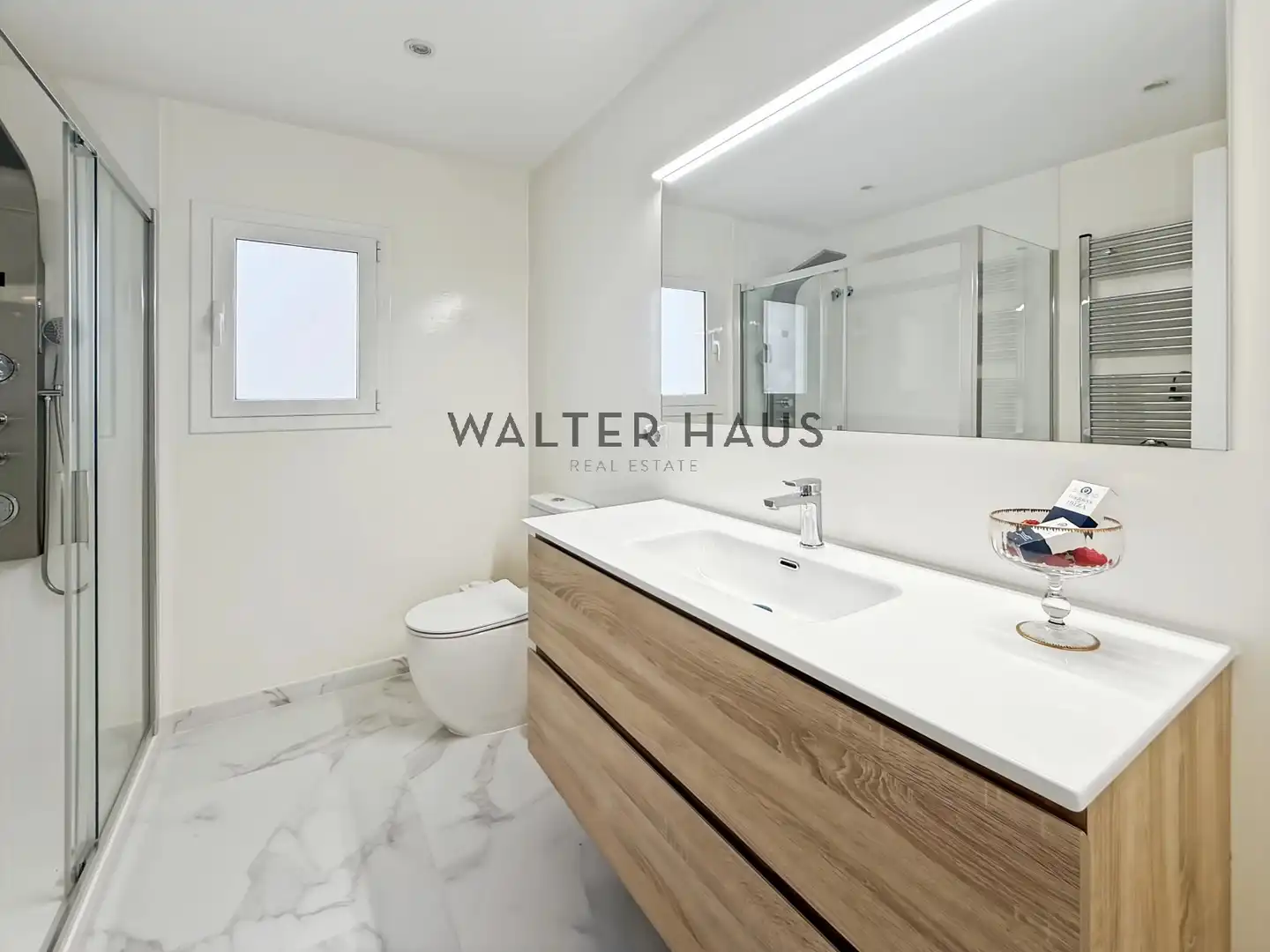 Baño de Dúplex en venta en Barcelona con Aire acondicionado y Amueblado