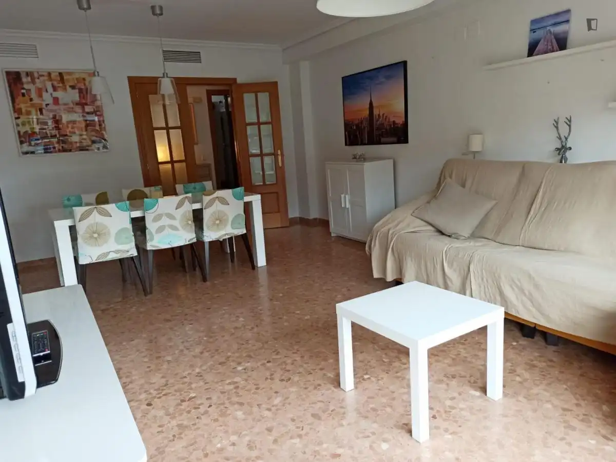 Sala d'estar de Apartament per a compartir en Valencia amb Aire condicionat, Moblat i Forn