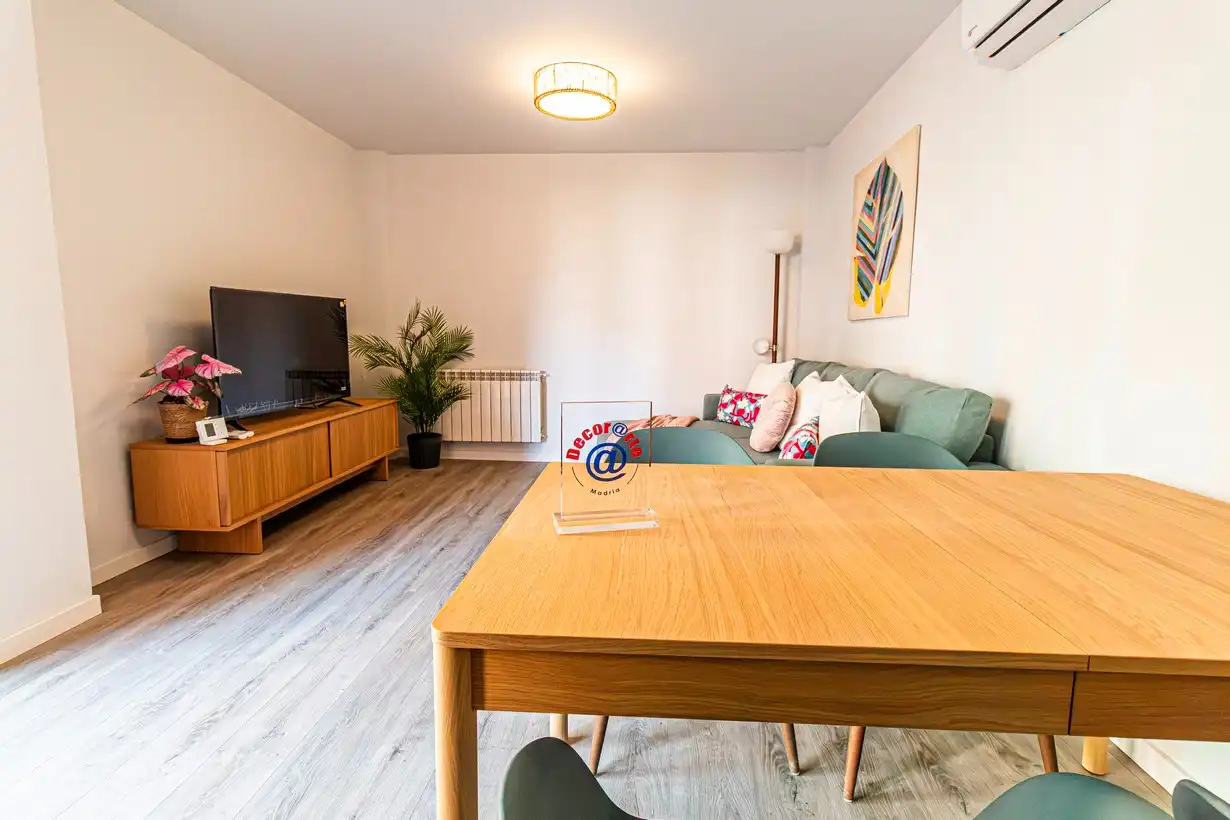 Living room of Flat for sale in Madrid  with Air Conditioner, Heating and Terrace