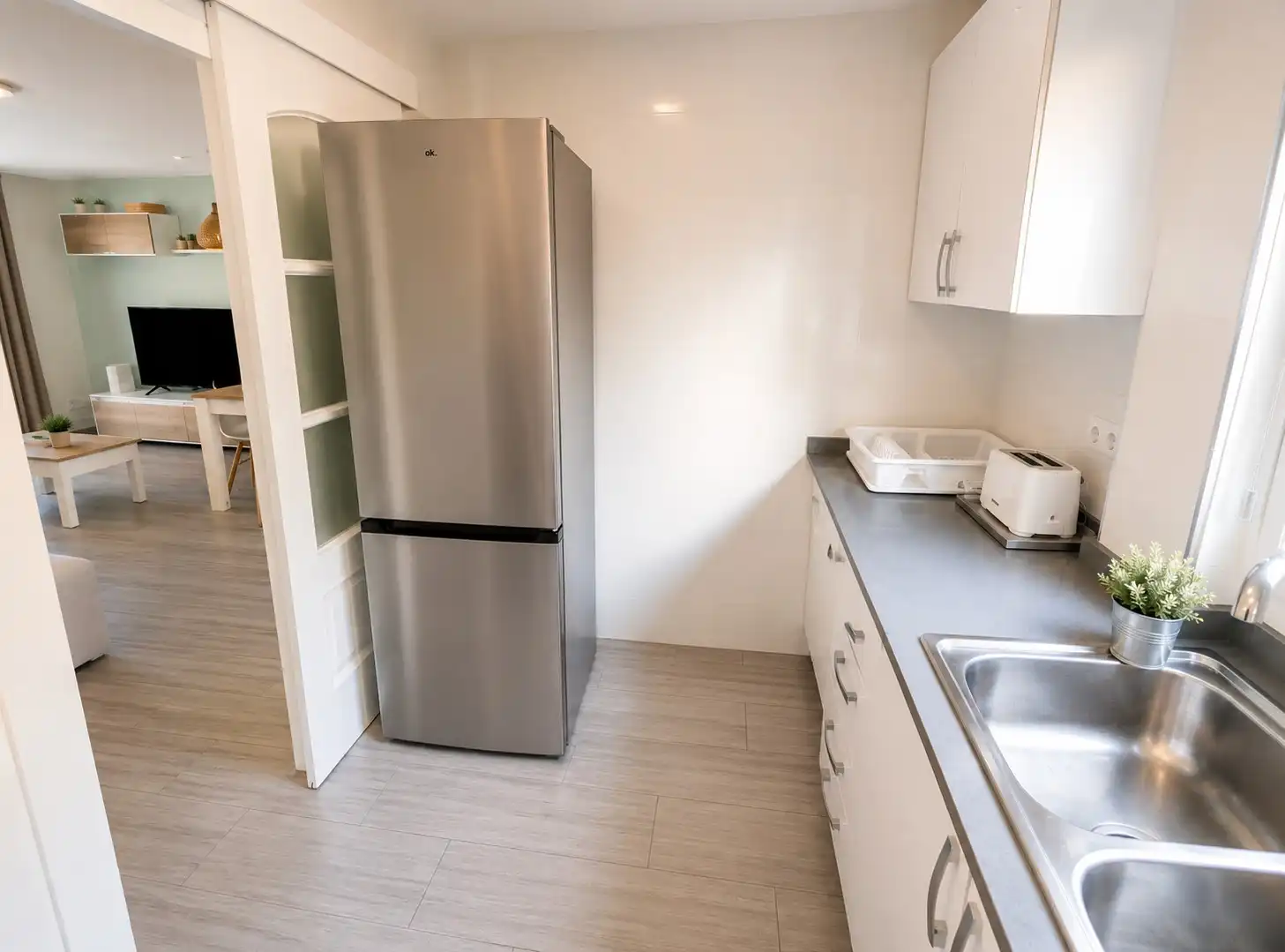Cocina de Piso de alquiler en Valencia con Aire acondicionado, Parquet y Amueblado