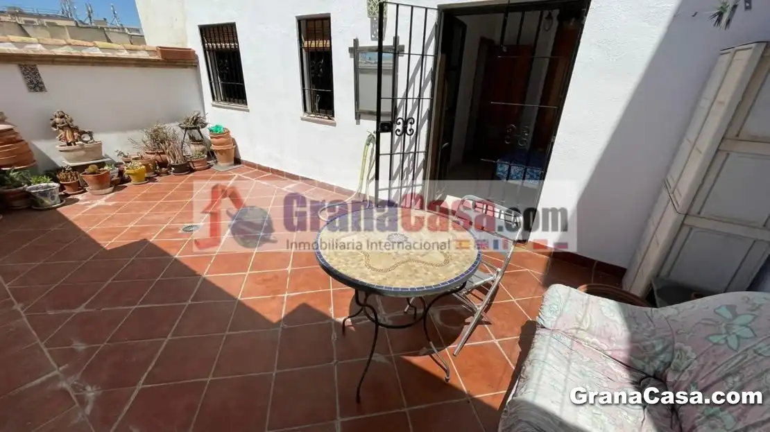 Terrasse von Wohnung zur untervermieten in Granada mit Klimaanlage, Heizung und Möbliert