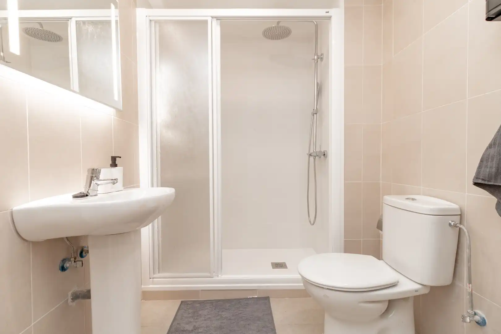 Baño de Piso de alquiler en Málaga con Aire acondicionado, Amueblado y Internet