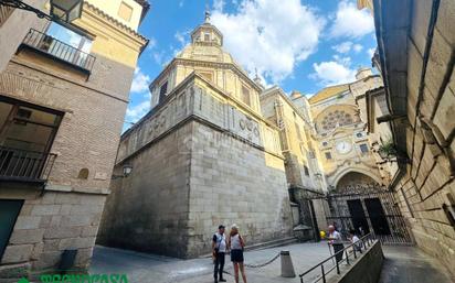 Exterior view of Flat for sale in  Toledo Capital  with Air Conditioner, Heating and Terrace