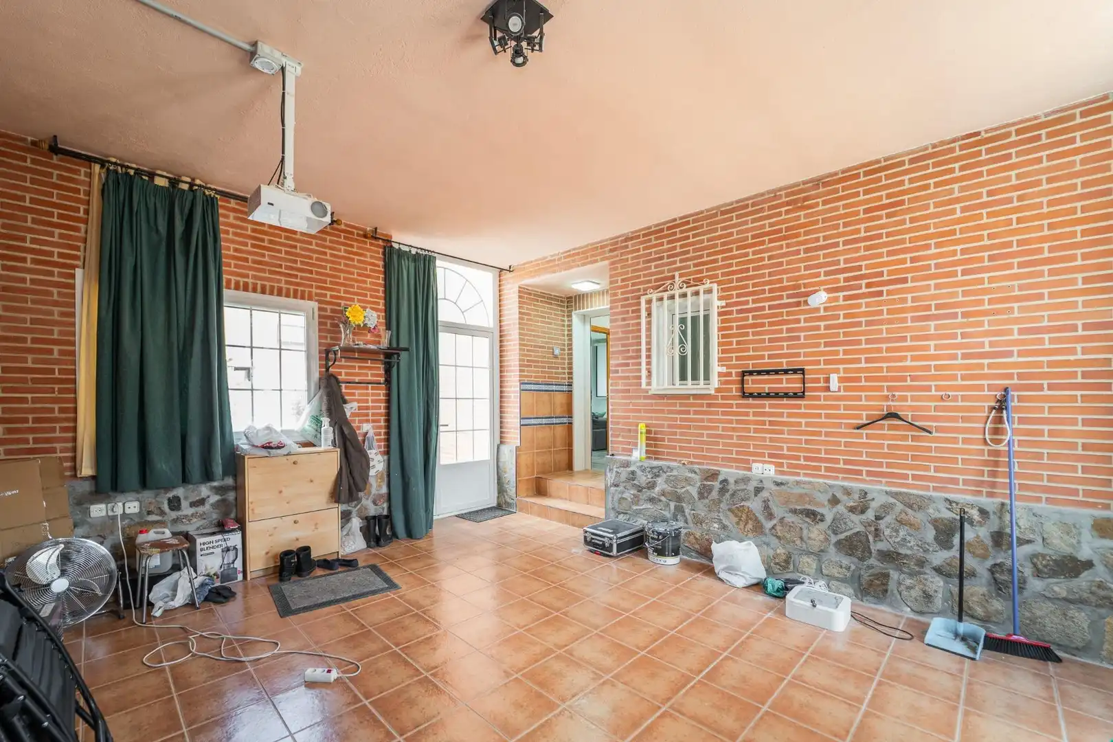 Casa adosada en venta en Cedillo del Condado con Calefacción, Jardín privado y Terraza