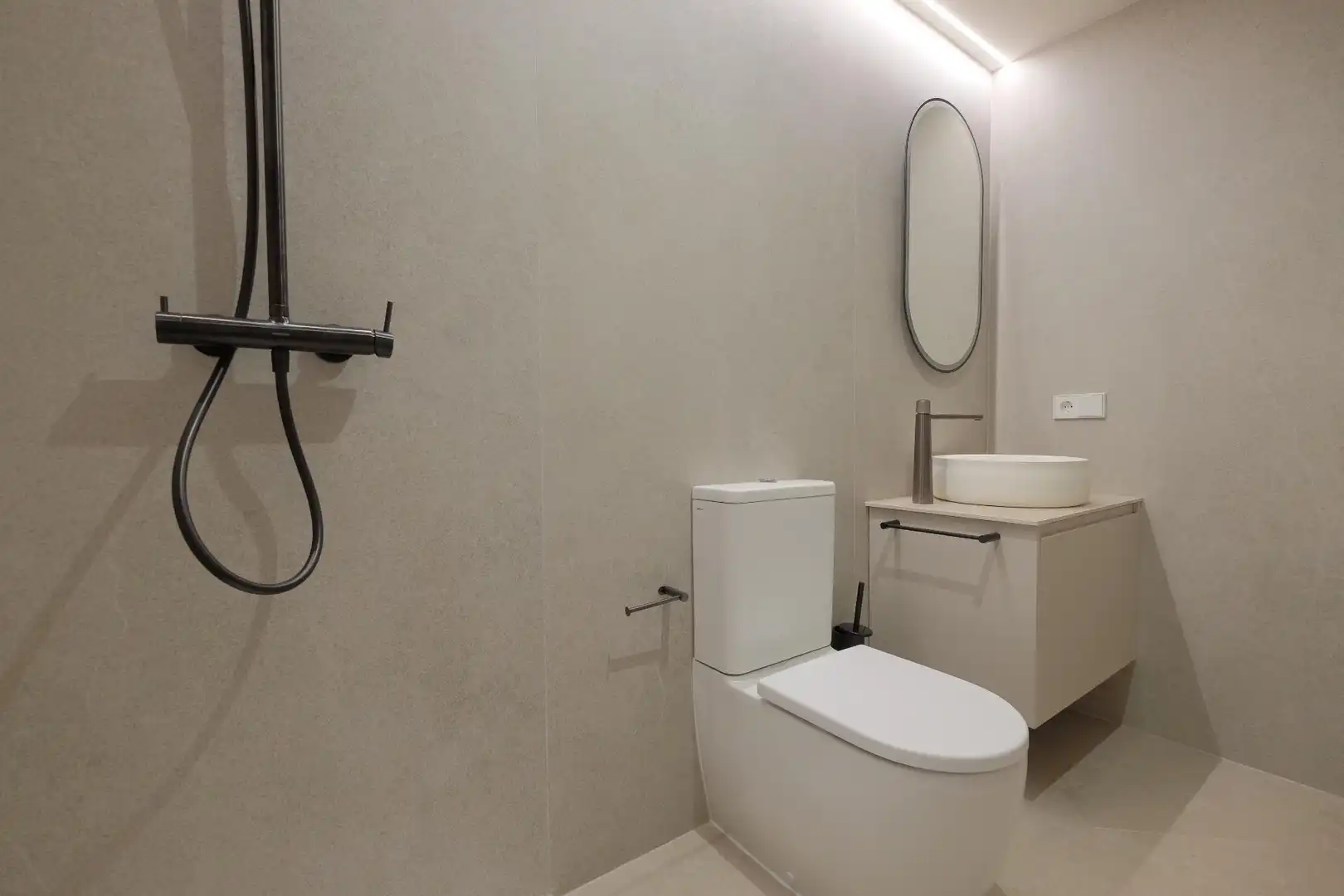 Chalet con piscina en venta en Marisol Park - Ortembach - Los Almendros, imagen 51