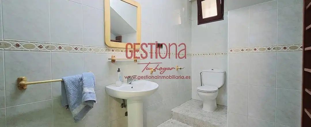 Bathroom of Houses for sale in Marina de Cudeyo  with Heating, Private garden and Terrace