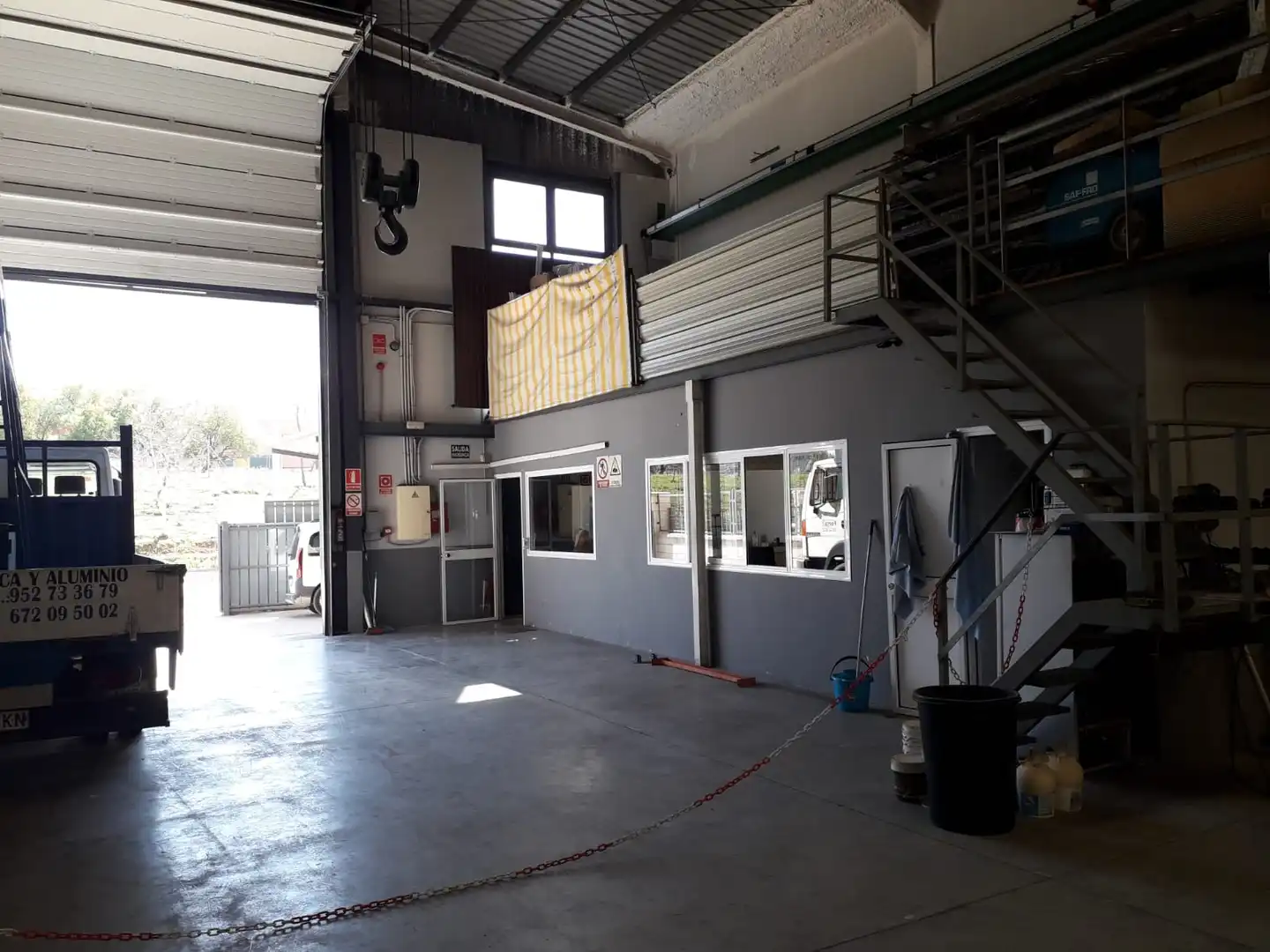 Nau industrial en venda a Zona de la Vega