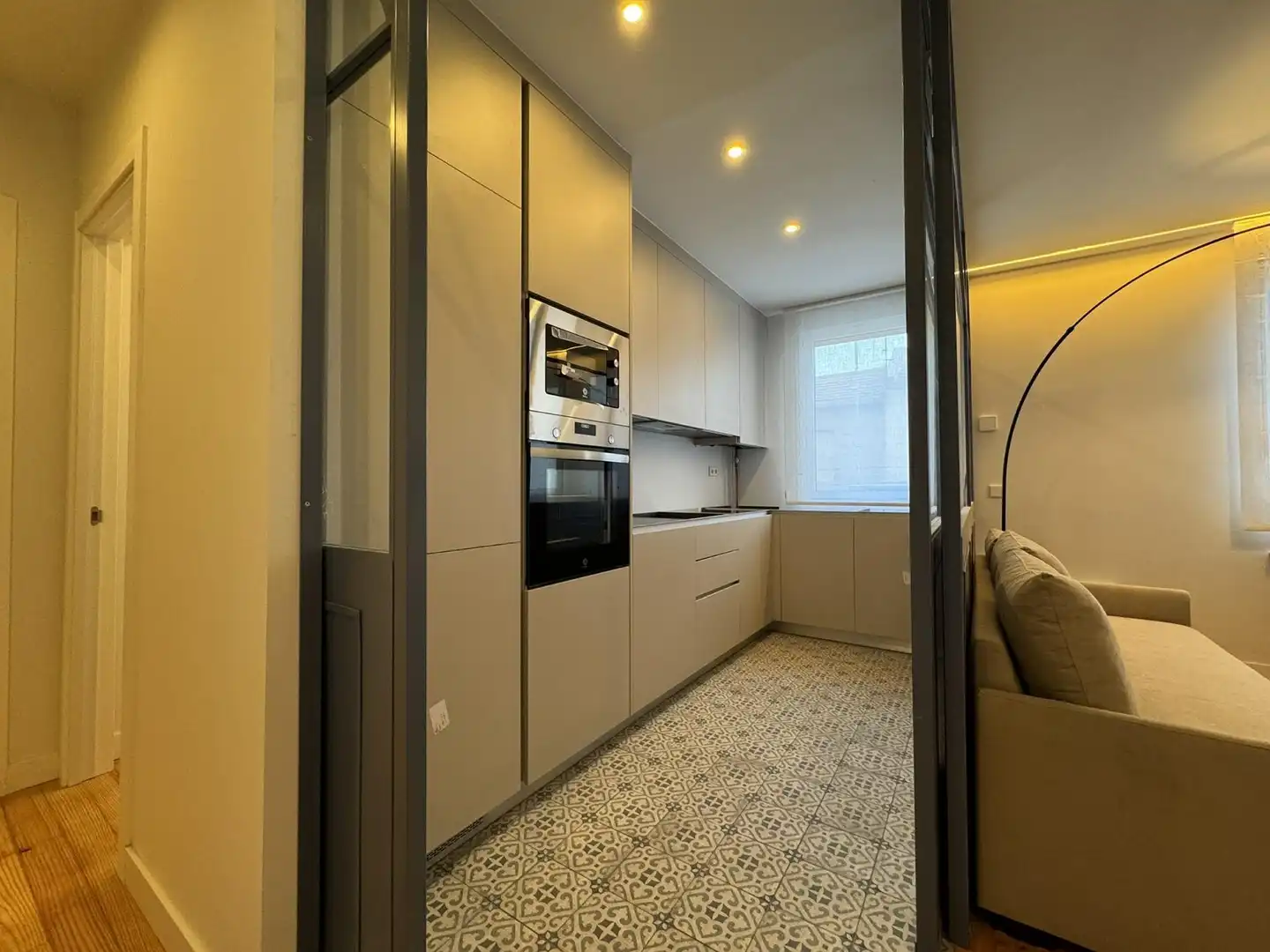 Wohnung zur Miete in Avenida REINA VICTORIA, Bellas Vistas