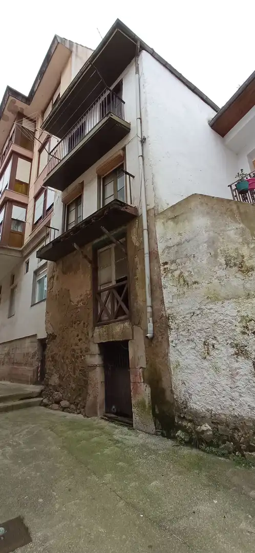 Außenansicht von Gebäude zum Verkauf in San Vicente de la Barquera