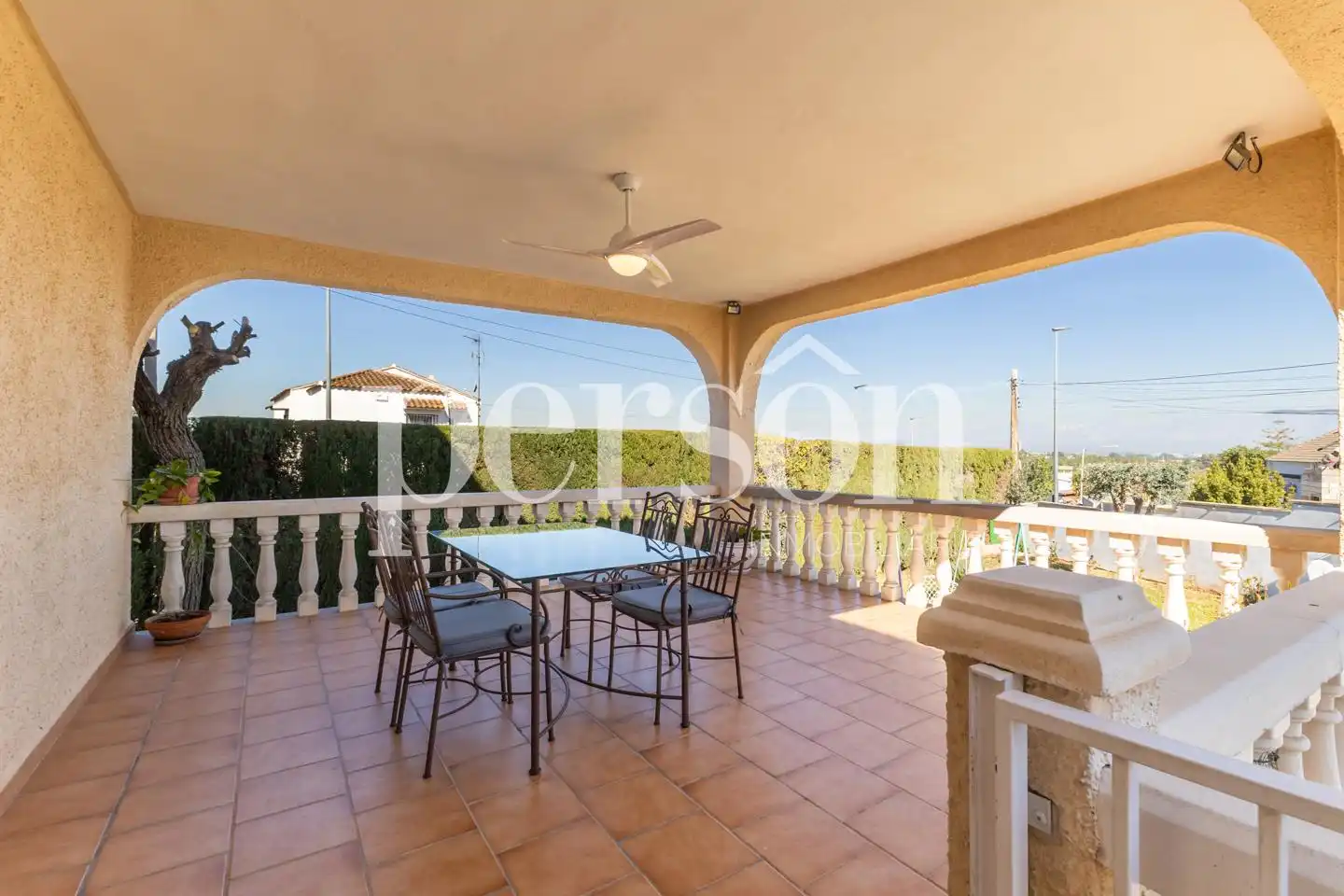 Terrassa de Casa o xalet en venda en La Pobla de Vallbona amb Aire condicionat, Calefacció i Terrassa