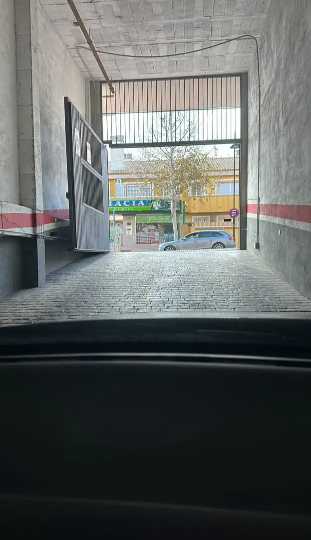 Aparcament de Pis en venda en Mijas amb Aire condicionat, Terrassa i Piscina comunitària