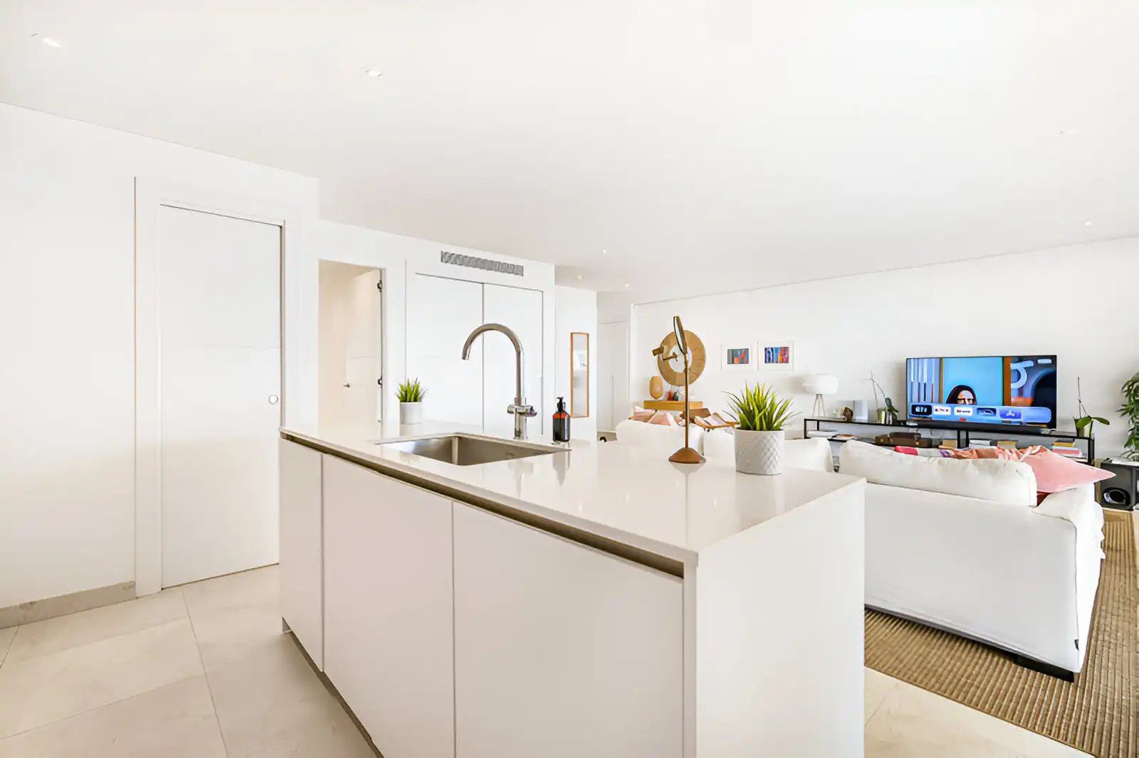 Apartment mit Pool zum Verkauf in Nueva Andalucía, imagen 5