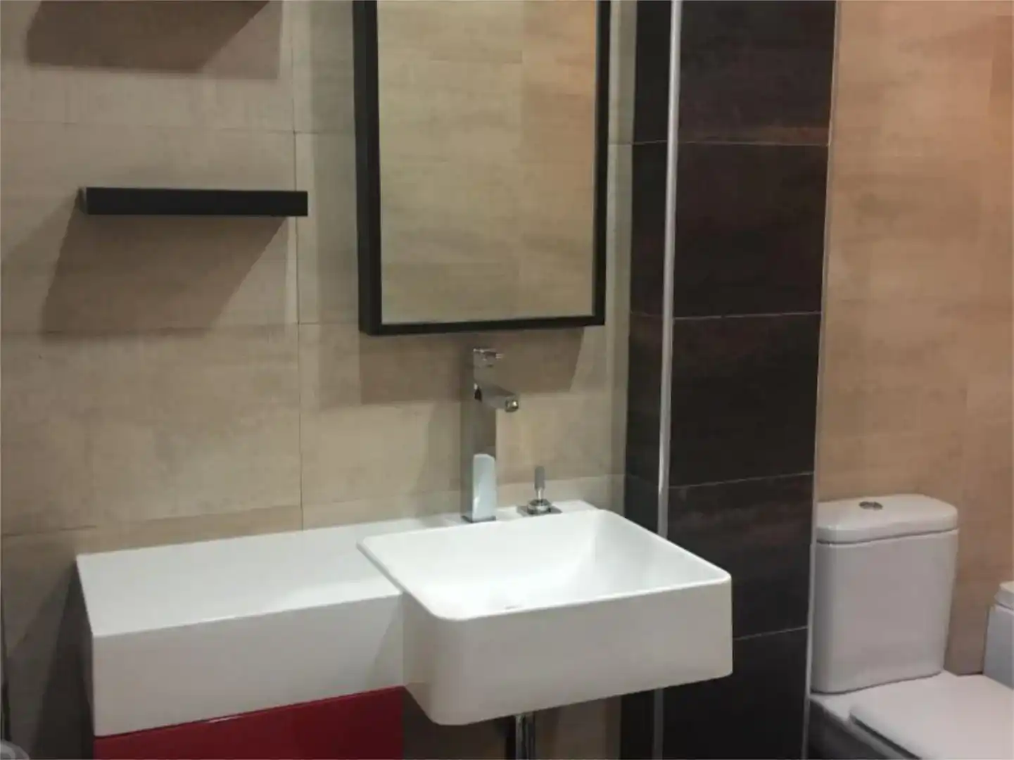Baño de Piso en venta en Elche / Elx con Aire acondicionado y Piscina