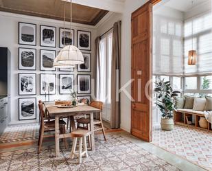 Menjador de Apartament de lloguer en  Barcelona Capital amb Aire condicionat, Calefacció i Terrassa