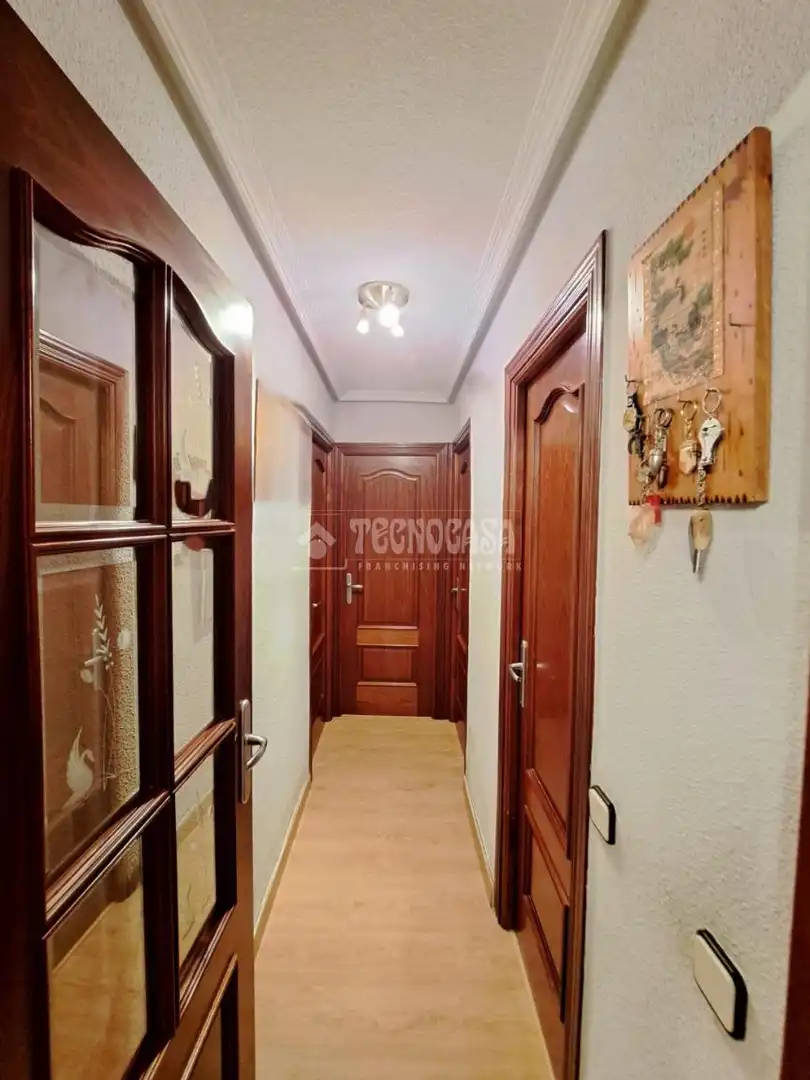 Piso en venta en Parla con Calefacción y Terraza