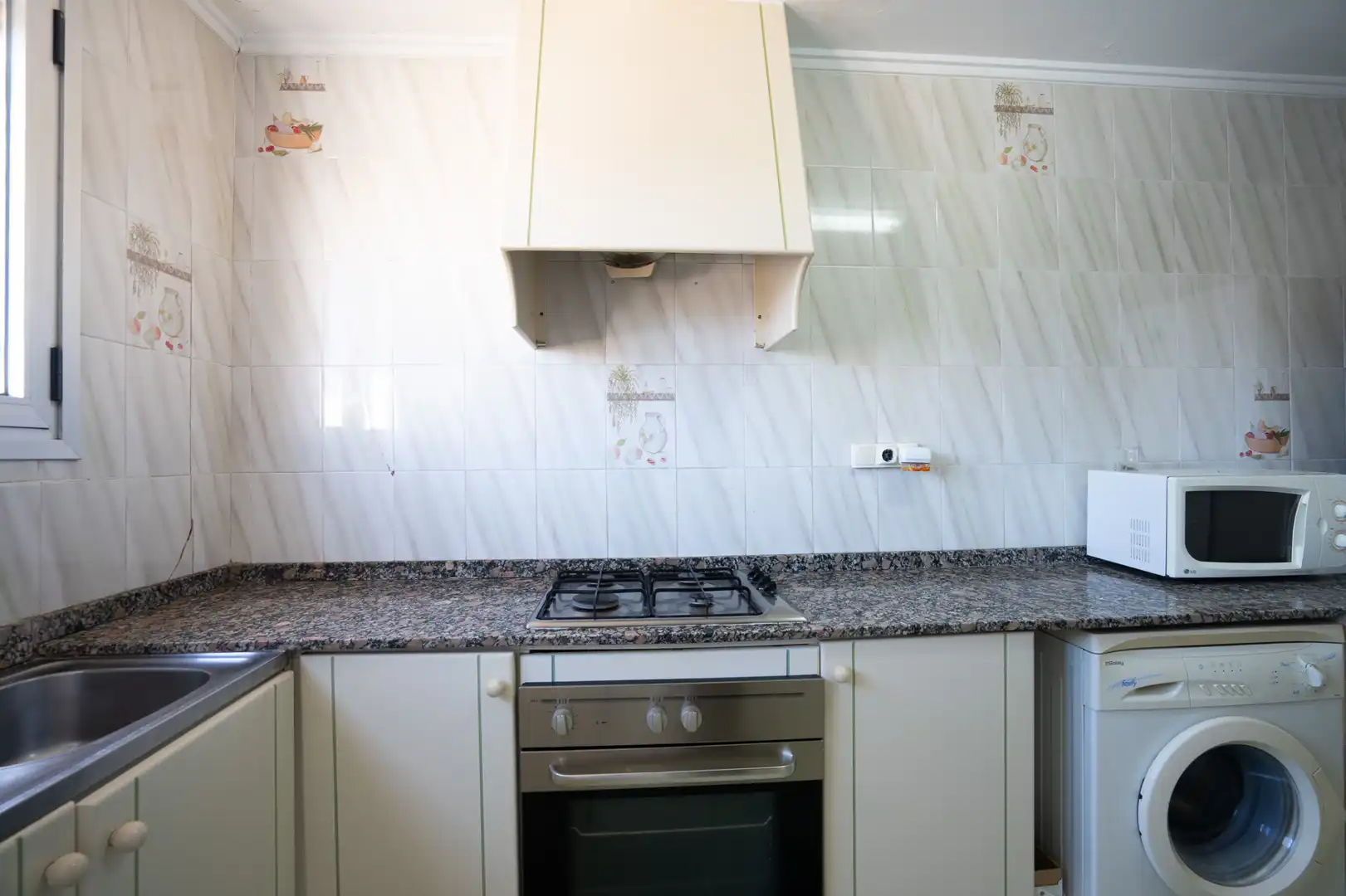 Cocina de Piso en venta en Valencia con Aire acondicionado, Calefacción y Jardín privado