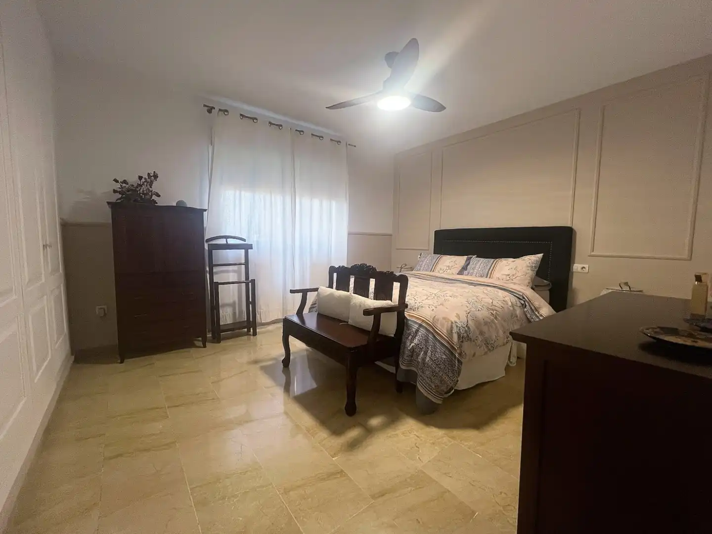 Dormitori de Apartament en venda en Mijas amb Aire condicionat, Terrassa i Traster
