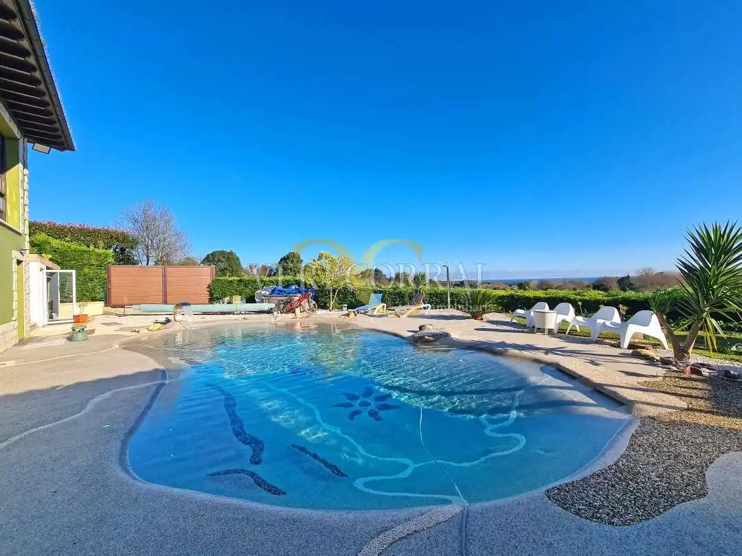 Piscina de Casa o chalet en venta en Llanes con Calefacción, Jardín privado y Terraza
