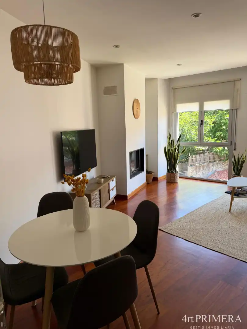 Sala de estar de Dúplex de alquiler en Vallromanes con Aire acondicionado, Calefacción y Parquet