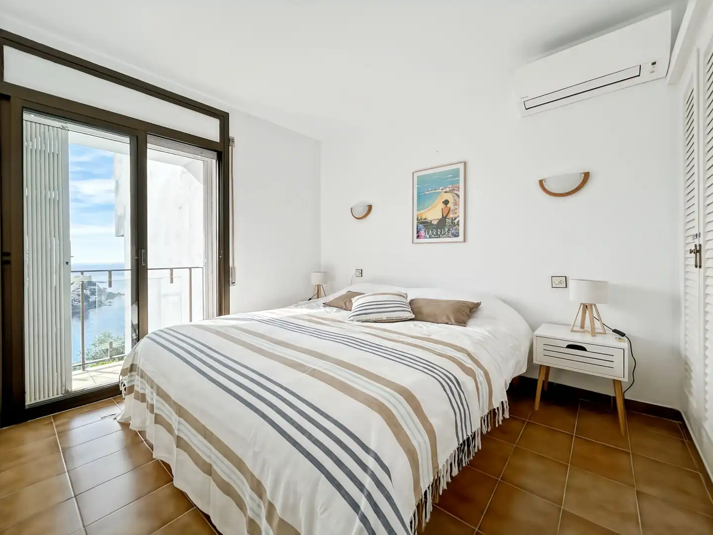 Bedroom of Duplexes for sale in Roses  with Air Conditioner and Heating