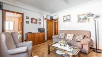 Living room of Flat for sale in  Madrid Capital