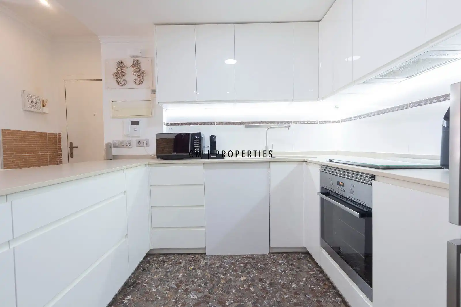 Kitchen of Flat for sale in Valencia  with Air Conditioner, Heating and Terrace