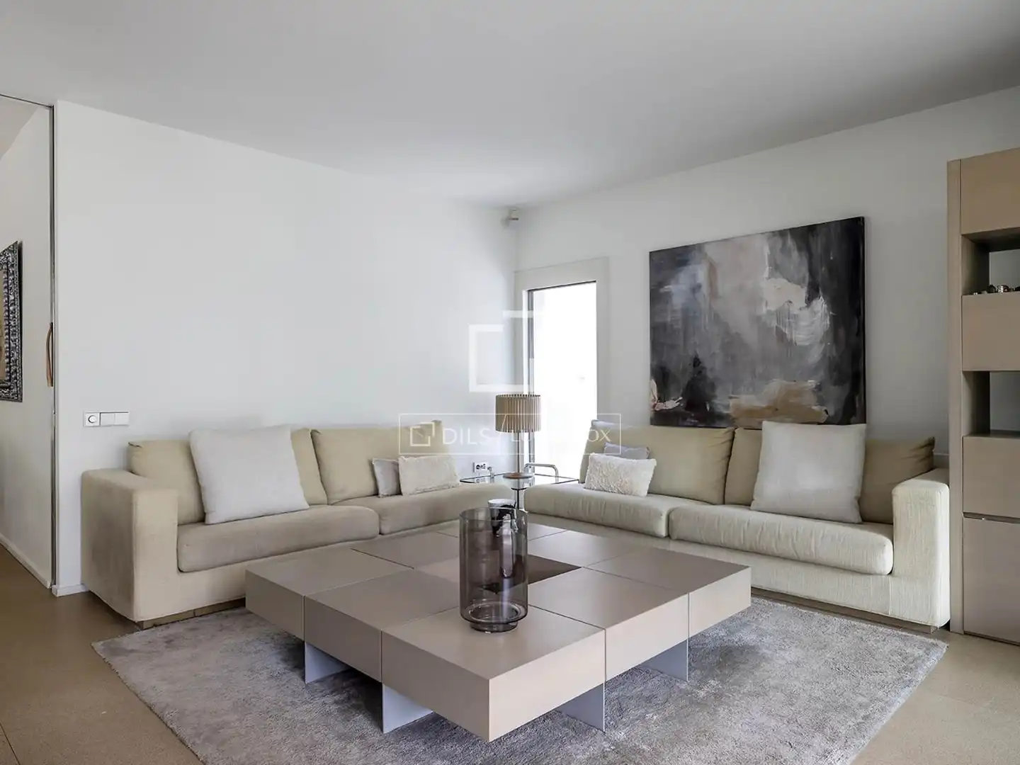 Sala d'estar de Casa o xalet en venda en Barcelona amb Aire condicionat, Calefacció i Jardí privat