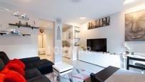 Living room of Flat for sale in  Madrid Capital  with Air Conditioner and Heating