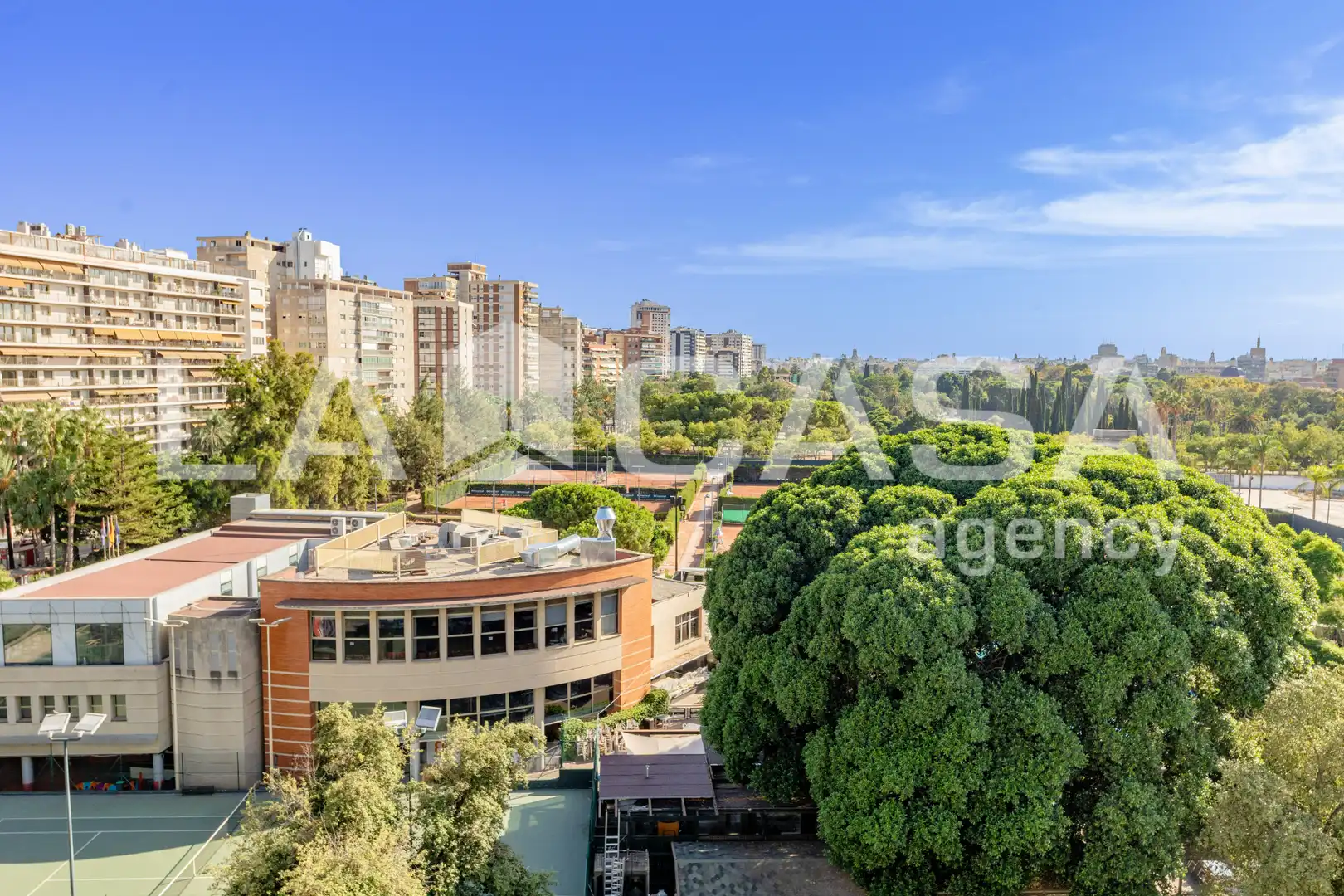 Exterior view of Flat for sale in Valencia  with Balcony
