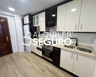 Kitchen of Flat to rent in  Madrid Capital  with Air Conditioner and Terrace