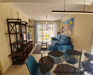 Sala d'estar de Dúplex en venda en Guardamar del Segura amb Aire condicionat, Terrassa i Balcó